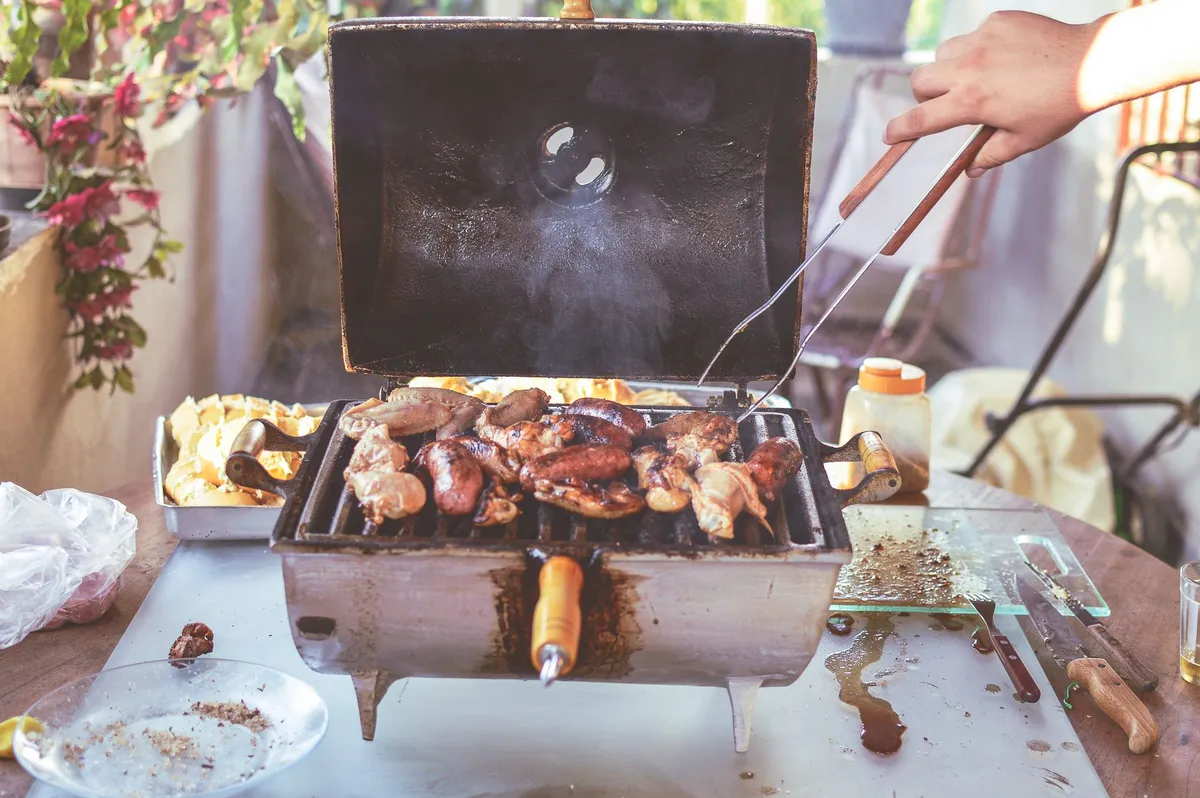 Micro-ondes Whirlpool 25 L grill — photo 1