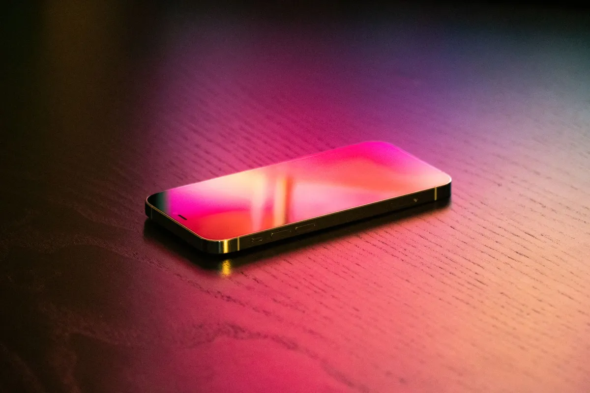 iPhone 12 Pro 128 Go graphite — photo 1