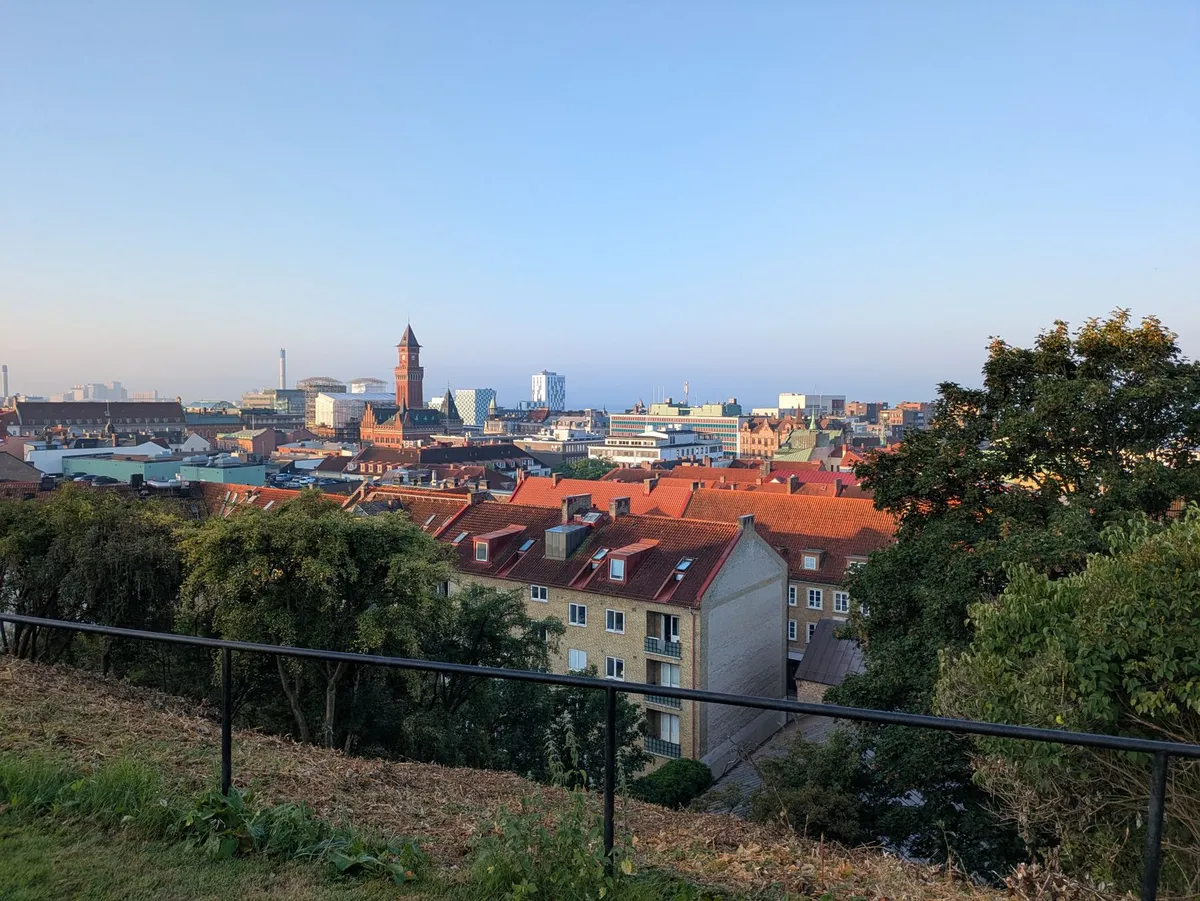 Google Pixel 7a 128 Go bleu ciel — photo 1