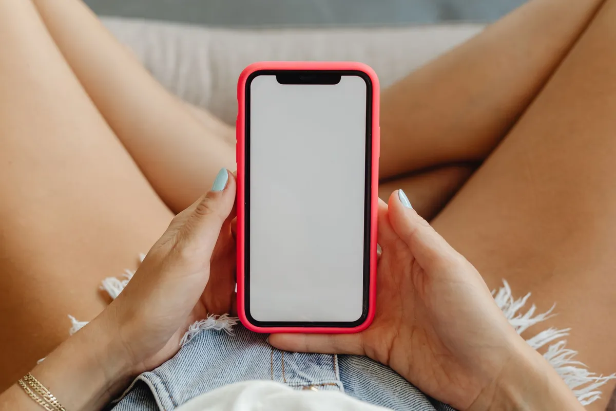 Garage Auto Plus – Remplacement écran iPhone toutes générations — photo 1