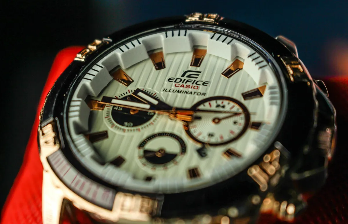 Montre Casio Edifice chronographe acier — photo 1