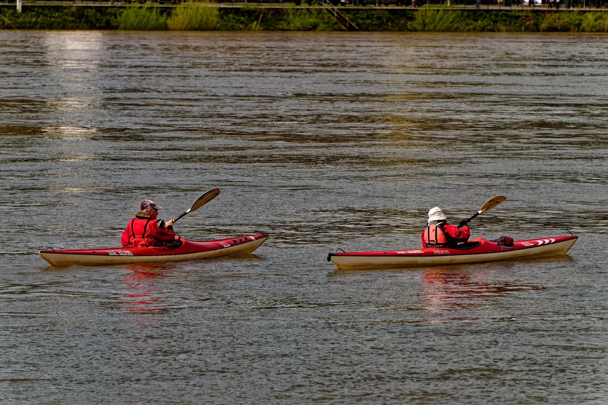 Immo Rhénane – Kayak gonflable 2 places avec pagaies — photo 1
