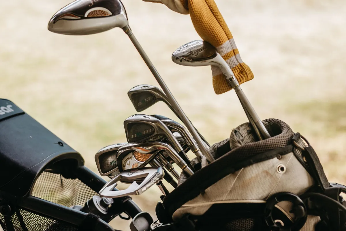 Set de golf débutant 10 clubs droitier + sac — photo 1